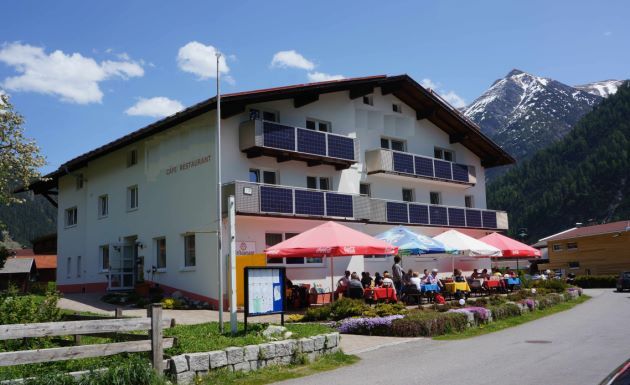 Tirol Lechtal Holzgau Gruppenunterkunft Außenansicht_Sommer