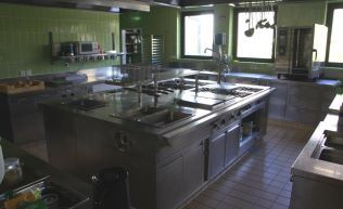 Tirol Oetztal Gruppenunterkunft Selbstversorger Küche
