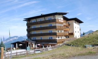 Tirol Wildschönau Niederau Gruppenunterkunft Außenansicht Sommer