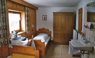 Tirol Zillertal Gerlos Gruppenunterkunft Zweibettzimmer