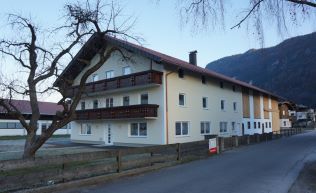 Gruppenunterkunft Tirol Radfeld Nebengebäude Außenansicht 1_2