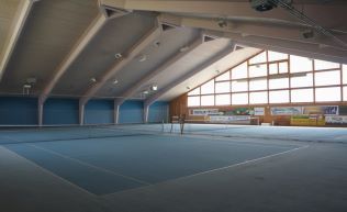 Salzburger Land Flachau Gruppenunterkunft Tennishalle