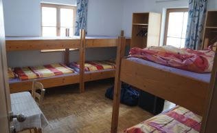 Salzburger Land Pinzgau Embach Gruppenunterkunft Mehrbettzimmer Stockbetten