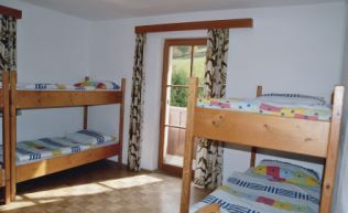 Salzburger Land Pinzgau Embach Gruppenunterkunft Mehrbettzimmer Stockbetten2