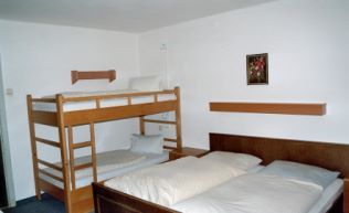 Salzburger Land Pinzgau Rauris Gruppenunterkunft Familienzimmer Stockbett