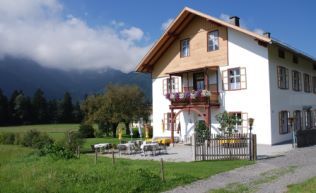 Tirol Achensee Eben Gruppenunterkunft Außenansicht Sommer