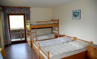 Tirol Breitenbach Gruppenunterkunft Familienzimmer Stockbett