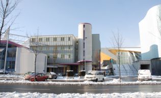 Tirol Innsbruck Gruppenunterkunft Außenansicht Winter
