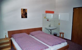 Tirol Inntal Tulfes Gruppenunterkunft Doppelzimmer