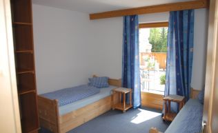 Tirol Kitzbüheler Alpen Aurach Gruppenunterkunft Zweibettzimmer
